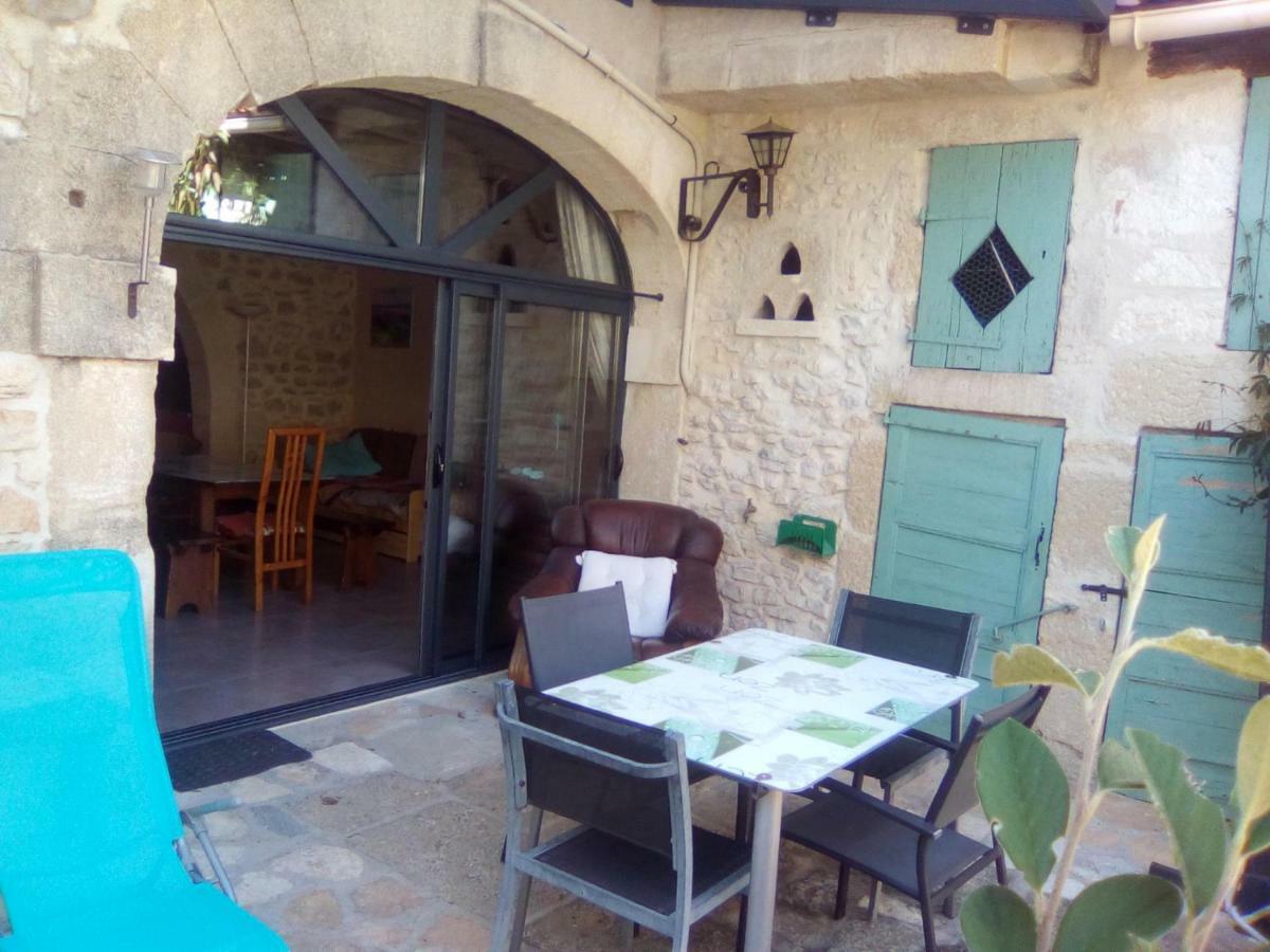 Gites Du Mas Gibert A Saussines Entre Nimes Et Montpellier Exterior foto